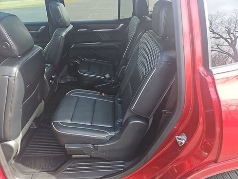 Used 2024 GMC Acadia Denali w/ LPO, Floor Liner Package image 26