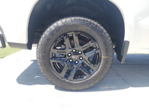 New 2025 Chevrolet Silverado 1500 RST w/ Z71 Off-Road Package image 18