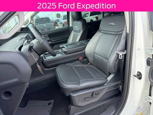 New 2025 Ford Expedition Platinum w/ Driver's Package AWD/4WD image 10