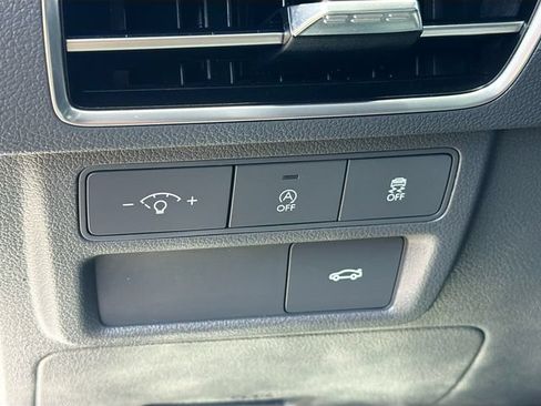 Certified 2025 Hyundai Sonata SE FWD image 10