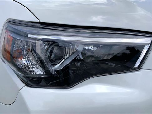 Used 2014 Toyota 4Runner Limited RWD image 27