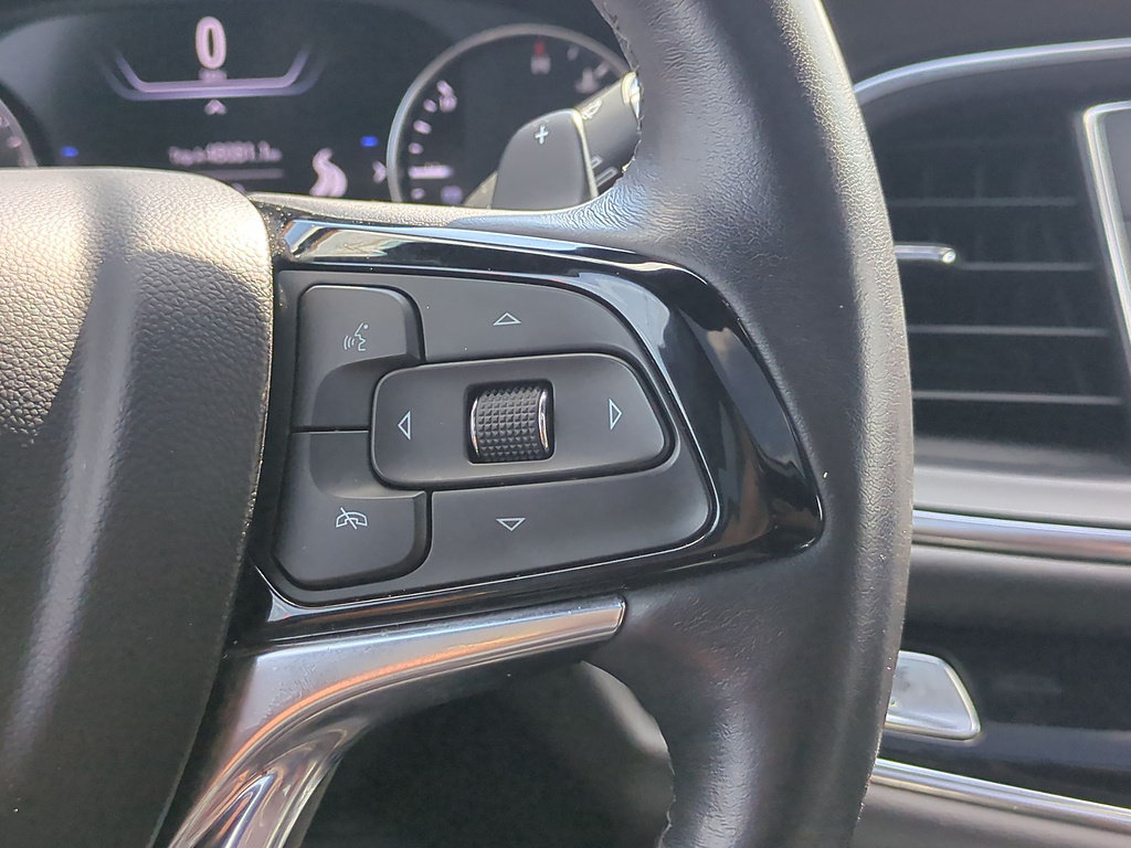 Used 2023 Buick Enclave Avenir w/ Avenir Technology Package AWD/4WD image 18
