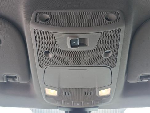Used 2016 Ford F150 Lariat w/ Equipment Group 502A Luxury AWD/4WD image 32
