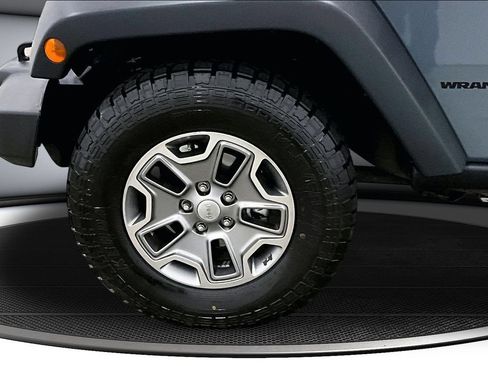 Used 2015 Jeep Wrangler Rubicon AWD/4WD image 31