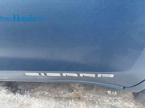 Used 2024 GMC Sierra 1500 SLE image 14