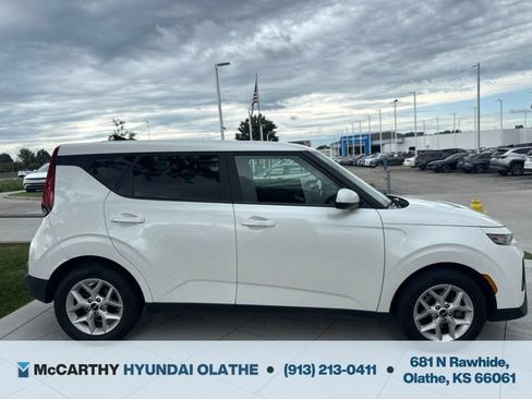 Used 2022 Kia Soul LX w/ Technology Package FWD image 14