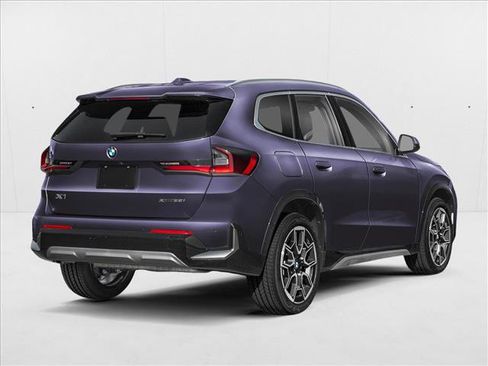 New 2026 BMW X1 xDrive28i AWD/4WD image 2