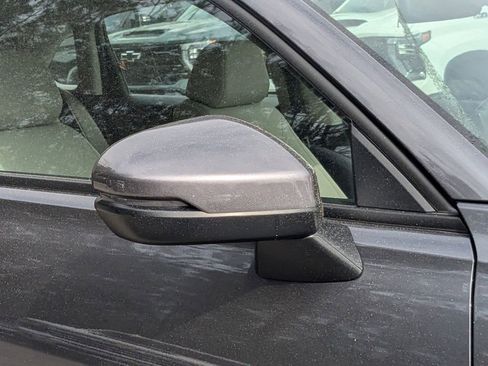 Used 2023 Honda HR-V LX image 11