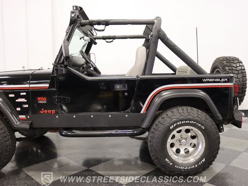 Used 1991 Jeep Wrangler 4x4 image 22