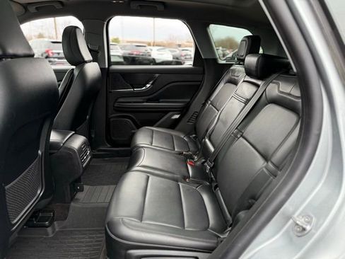 Used 2022 Lincoln Corsair AWD w/ Premium Package image 18