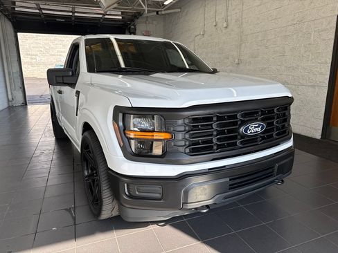 Used 2025 Ford F150 XL AWD/4WD image 2