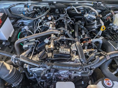 Used 2025 Toyota 4Runner SR5 image 21