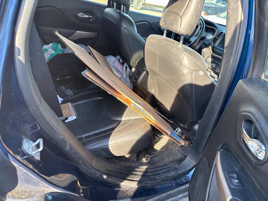 Used 2018 Jeep Cherokee Limited AWD/4WD image 13