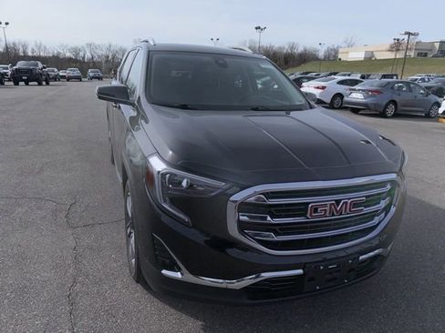 Used 2021 GMC Terrain SLT image 5