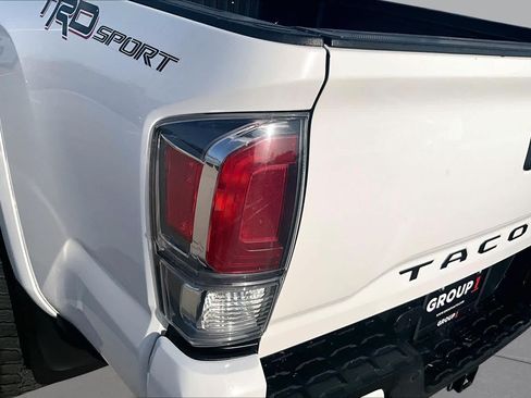 Used 2021 Toyota Tacoma TRD Sport w/ Technology Package RWD image 27