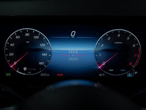 Certified 2025 Mercedes-Benz GLA 250 4MATIC image 22