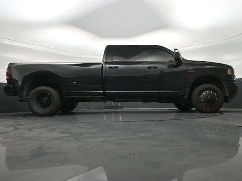 Used 2024 RAM 3500 Big Horn w/ Night Edition AWD/4WD image 28