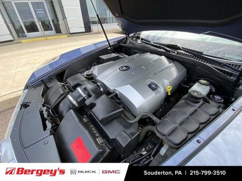 Used 2005 Cadillac XLR RWD image 33