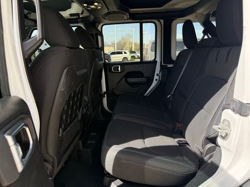 Used 2022 Jeep Wrangler Unlimited Rubicon 4xe w/ Cold Weather Group image 22