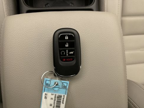 Used 2025 Honda CR-V EX-L image 23