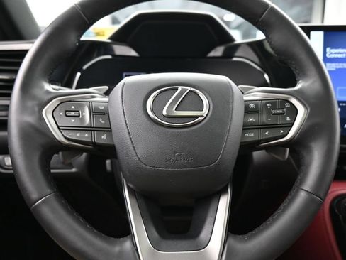 Used 2022 Lexus NX 350 AWD image 26