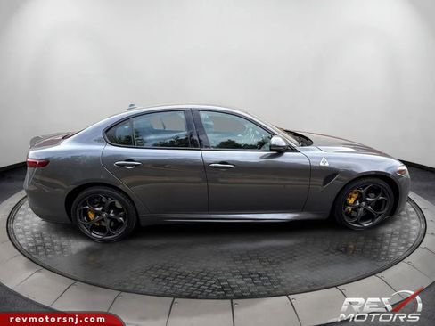 Used 2018 Alfa Romeo Giulia Quadrifoglio w/ Driver Assist Dynamic Package RWD image 6