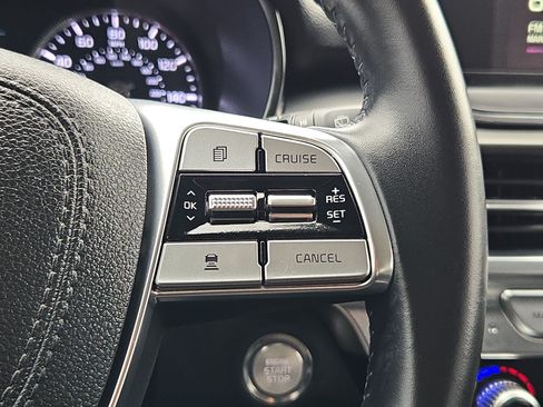 Used 2022 Kia Telluride LX FWD image 18
