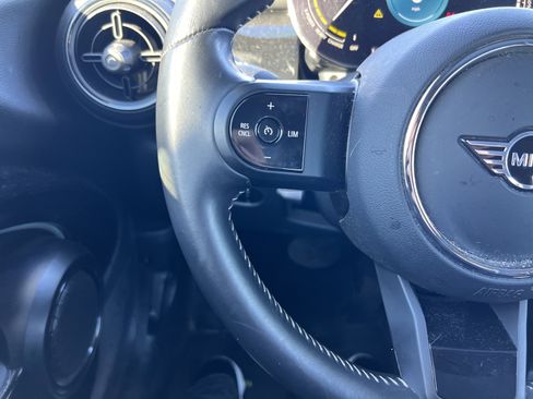 Certified 2023 MINI Cooper SE image 19