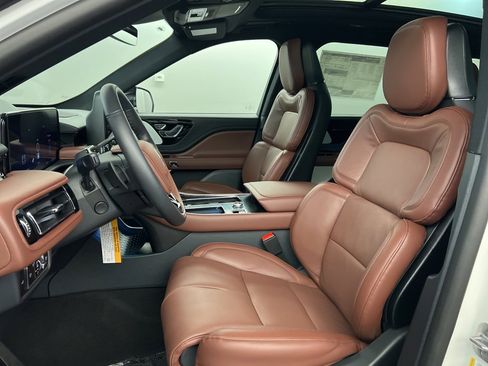 New 2026 Lincoln Aviator Reserve image 28