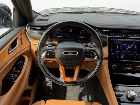 Used 2021 Jeep Grand Cherokee L Summit AWD/4WD image 14