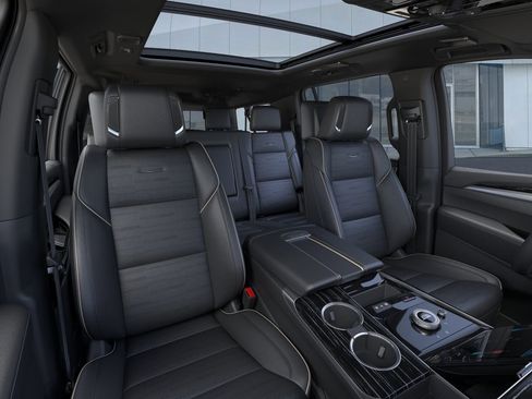 New 2026 Cadillac Escalade ESV Sport image 16