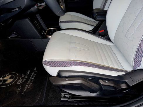 Certified 2025 MINI Cooper S FWD image 10