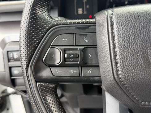 Used 2025 Toyota Tacoma SR5 RWD image 18