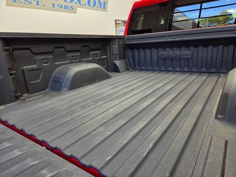 Used 2024 GMC Sierra 1500 Elevation AWD/4WD image 11