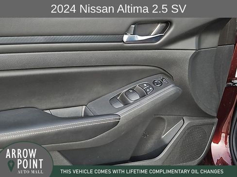 Used 2024 Nissan Altima 2.5 SV image 21