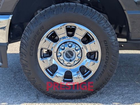 Used 2024 Ford F350 Lariat w/ Chrome Package AWD/4WD image 39