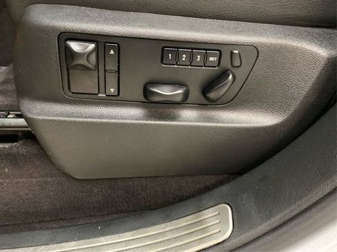 Used 2006 Porsche Cayenne S image 24