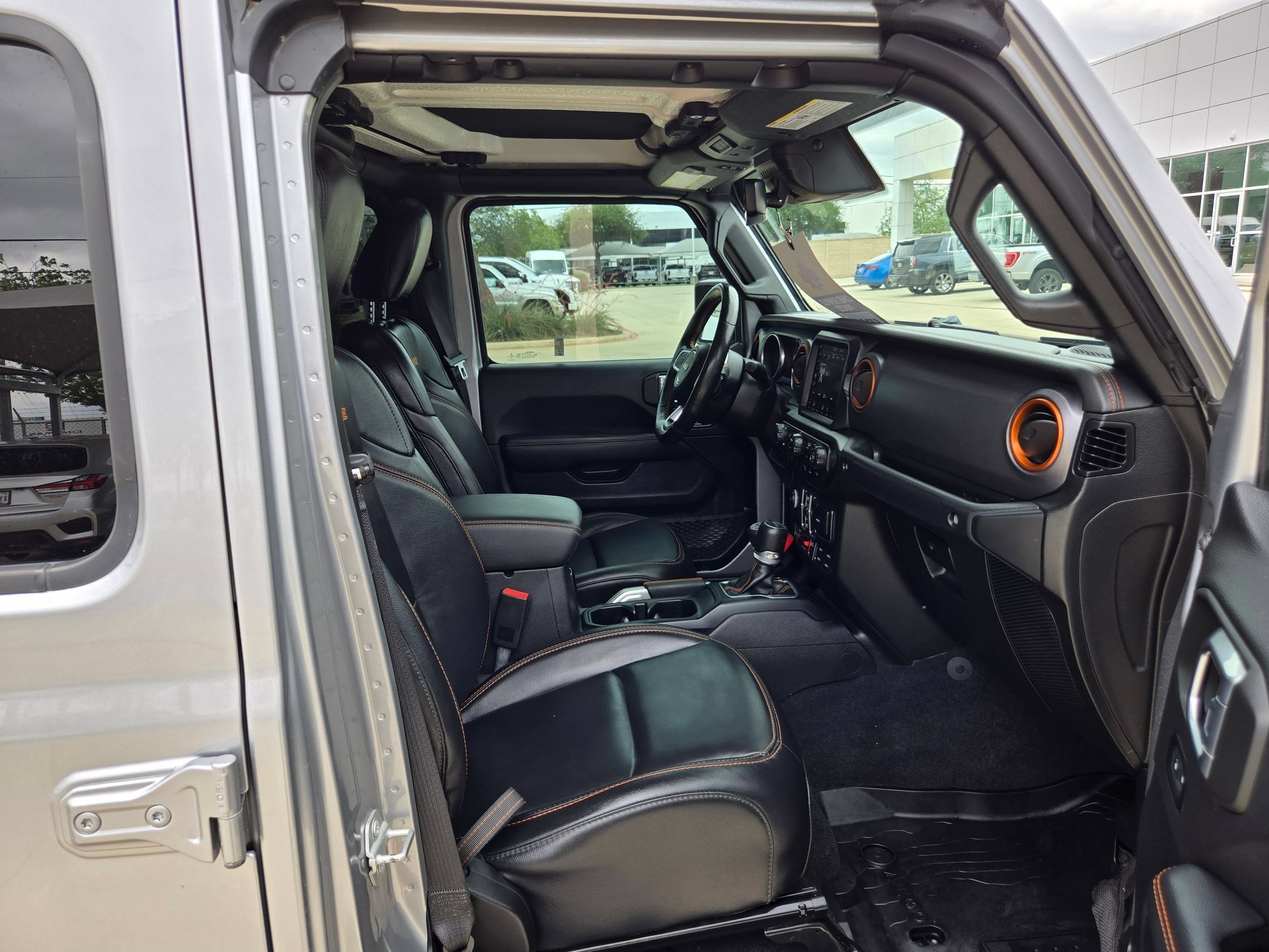 Used 2021 Jeep Gladiator Mojave AWD/4WD image 24
