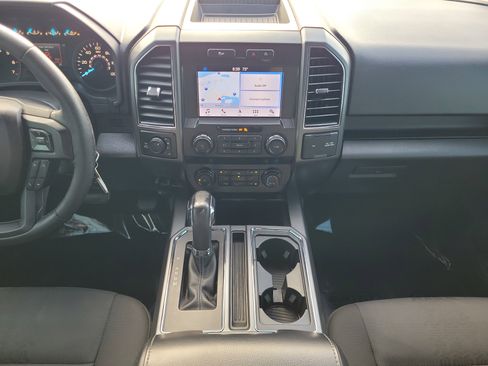 Used 2019 Ford F150 XLT w/ Equipment Group 302A Luxury image 18