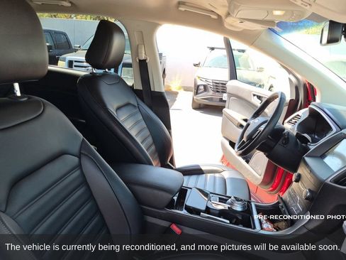 Used 2020 Ford Edge SEL w/ Convenience Package FWD image 15