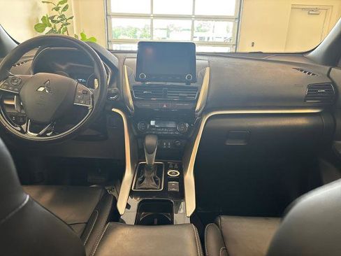 Used 2023 Mitsubishi Eclipse Cross AWD image 7