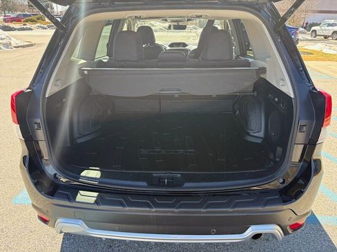 Used 2023 Subaru Forester Touring AWD/4WD image 8