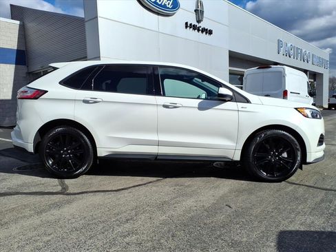 Certified 2024 Ford Edge ST-Line image 11