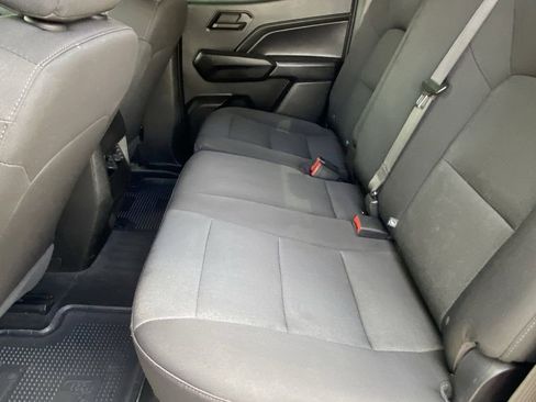 Used 2023 Chevrolet Colorado Trail Boss AWD/4WD image 19