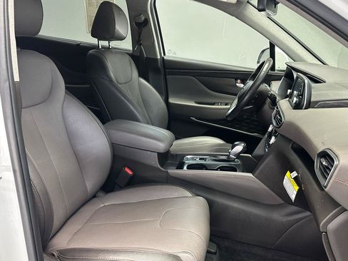 Used 2019 Hyundai Santa Fe Limited FWD image 11