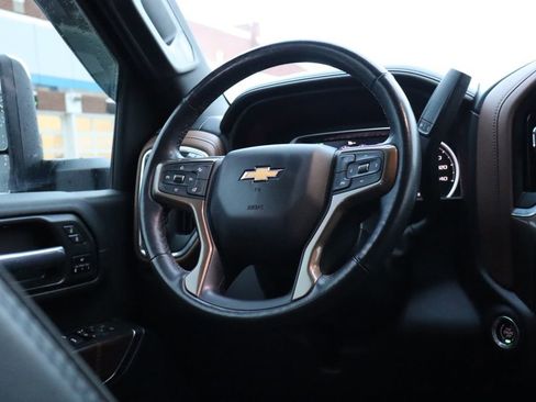 Used 2021 Chevrolet Silverado 2500 High Country w/ Technology Package image 52