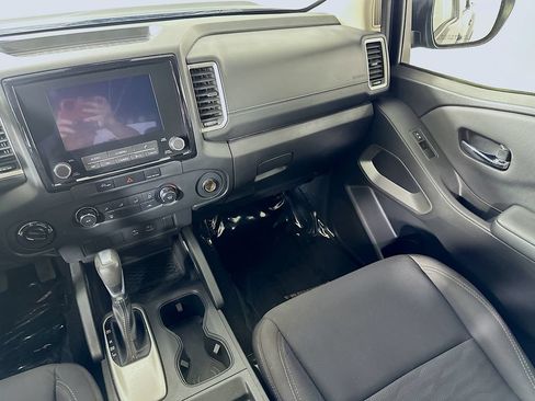 Used 2023 Nissan Frontier SV AWD/4WD image 19