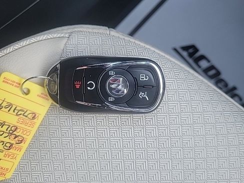 Used 2023 Buick Encore GX Select image 19