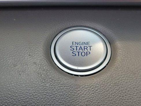 Certified 2023 Hyundai Elantra SEL FWD image 29