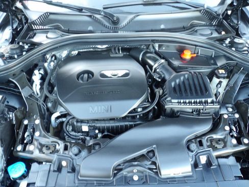 Used 2017 MINI Cooper Clubman ALL4 AWD/4WD image 15